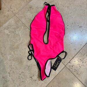 Social Features Pink and Black Swimsuit NWT